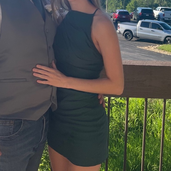 Zara strappy ruched deep green mini dress - Picture 2 of 8